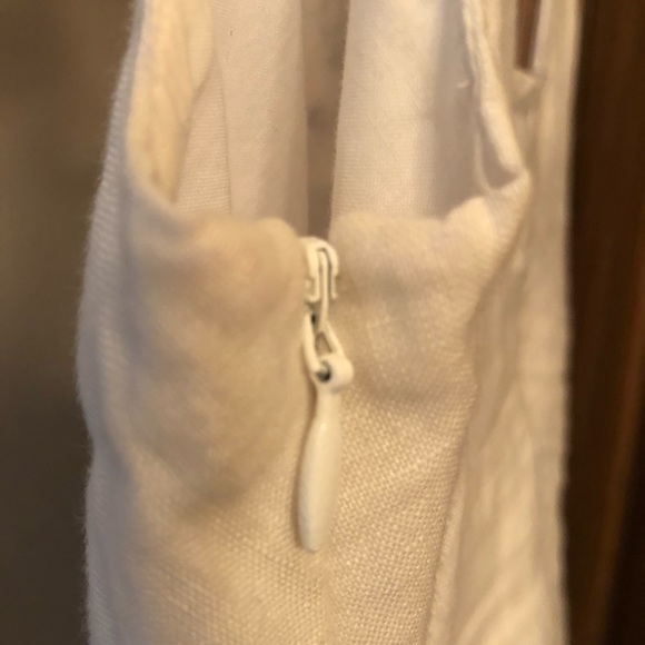 White linen blouse - Picture 4 of 5